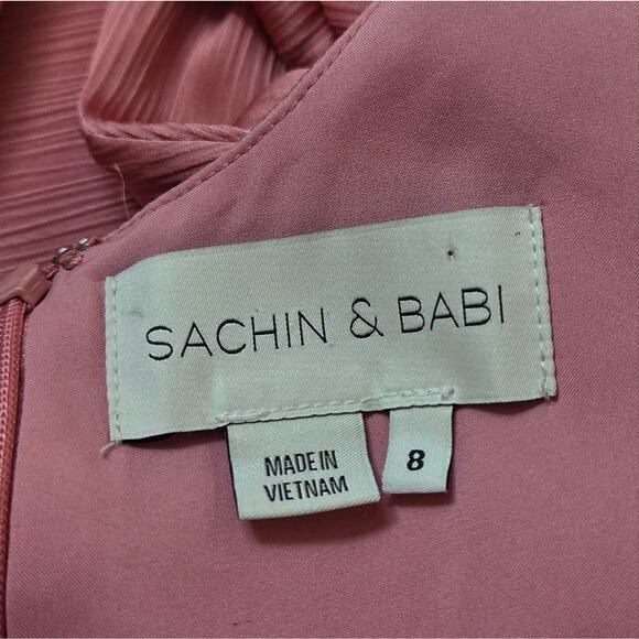 Sachin + Babi Aurora Square Neck Crinkle Georgette Gown Petal Pink Rouge Size 8 - Picture 2 of 6